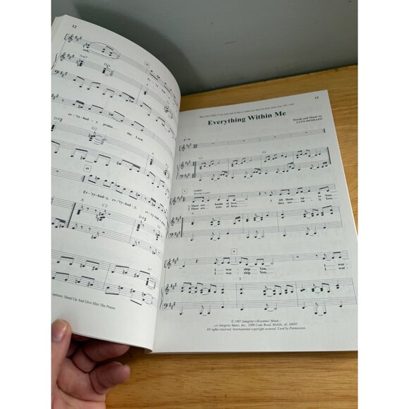 Hosanna! Music Acoustic Worship Rock Of Refuge Songbook For Piano/Vocal/Guitar - Picture 5 of 8